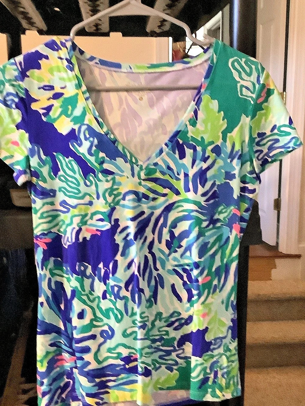 Lilly Pulitzer Etta V-Neck Top Blue & Green Size Small
